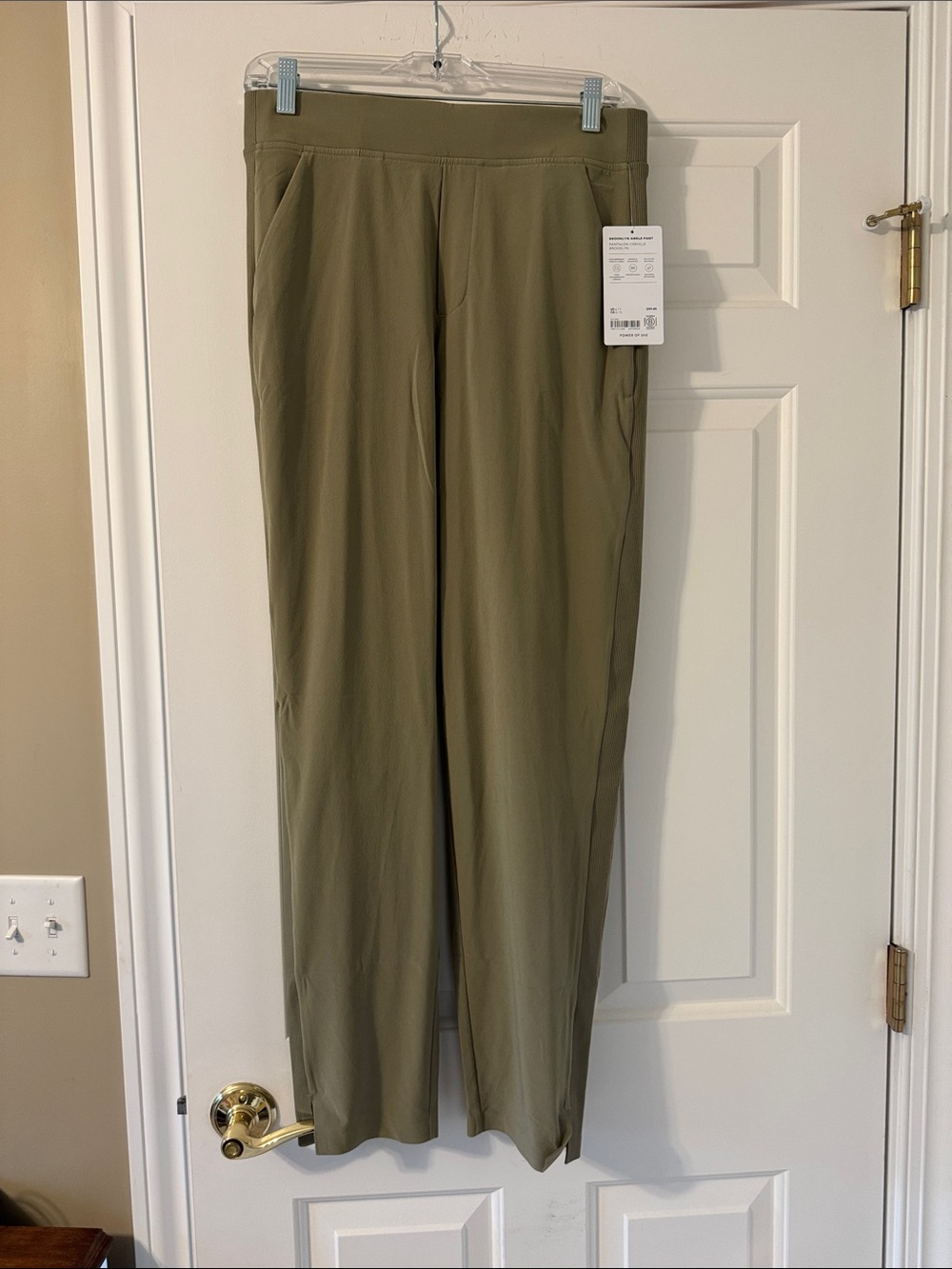 Athleta Brooklyn Ankle Pant - Olive Green NWT sz 6